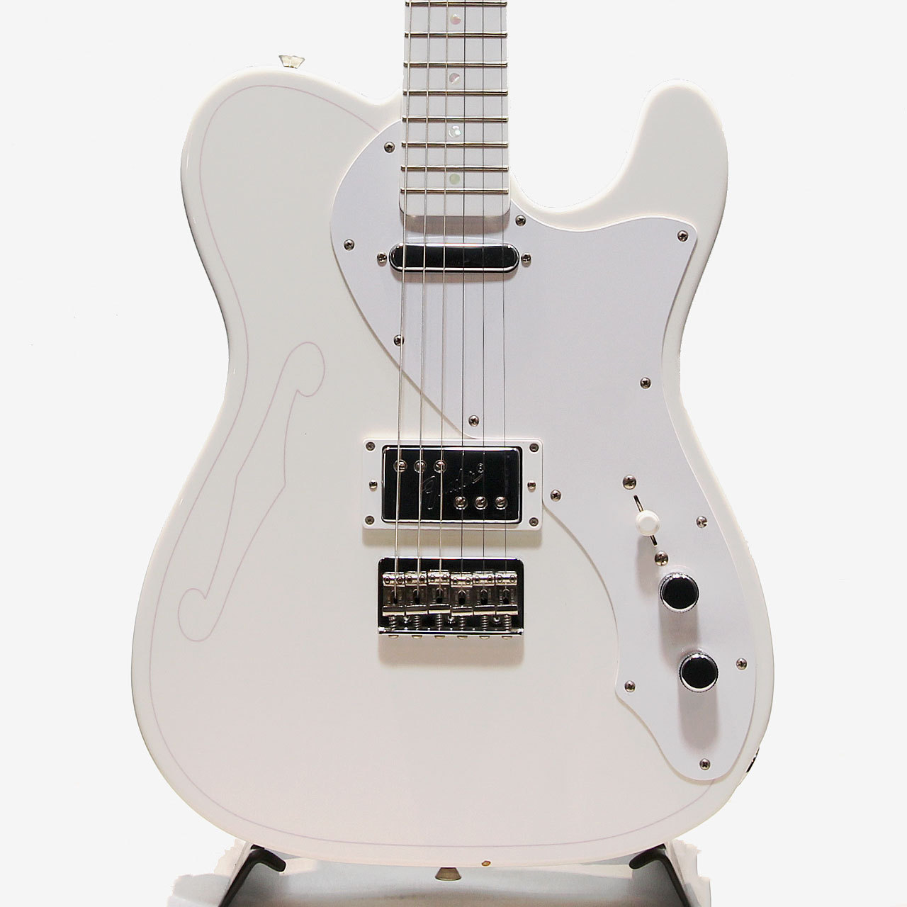 Fender SILENT SIREN TELECASTER すぅモデル Fender has debuted the first of its 2020 female-artist