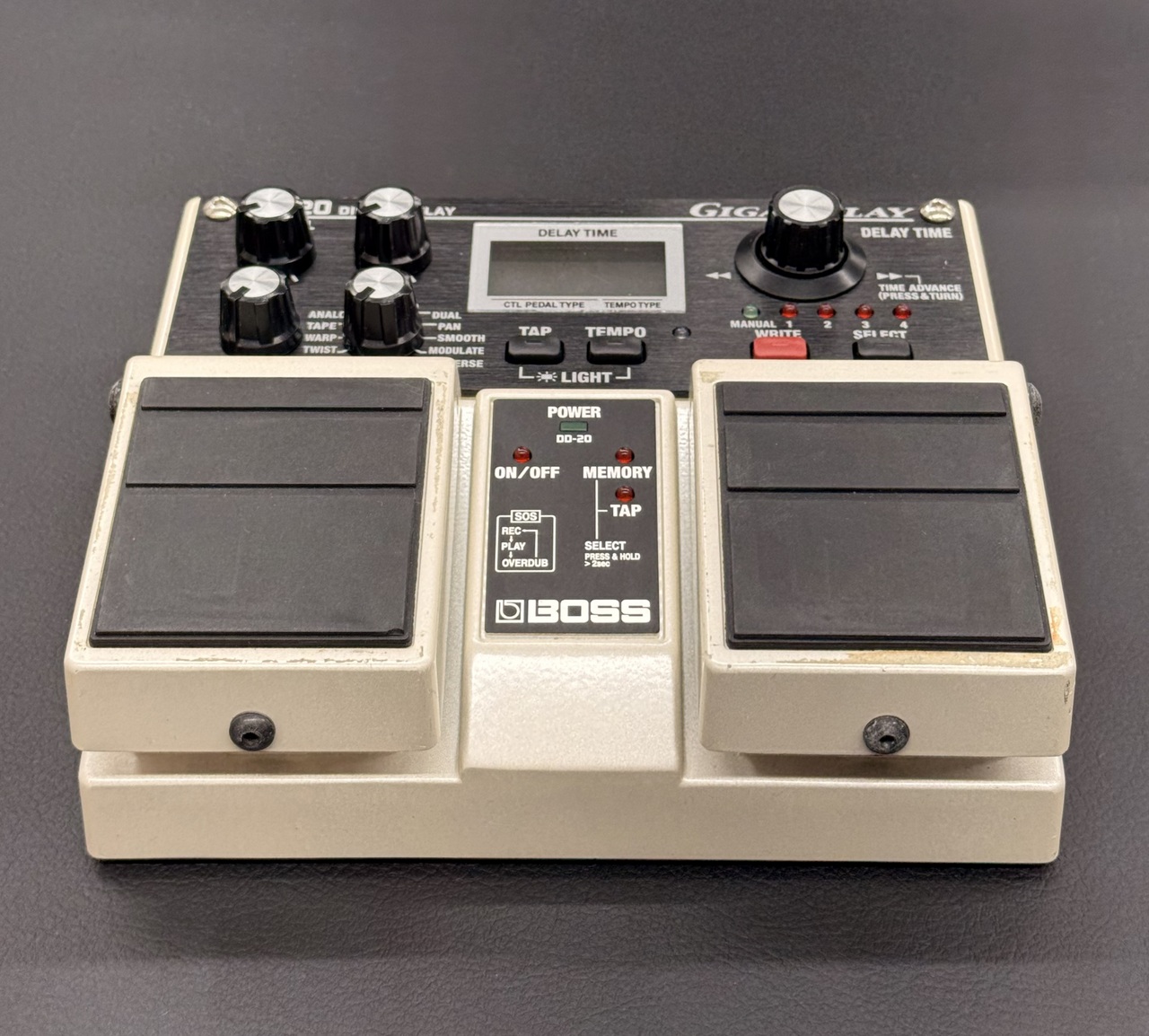 BOSS DD-20 Digital Delay 
