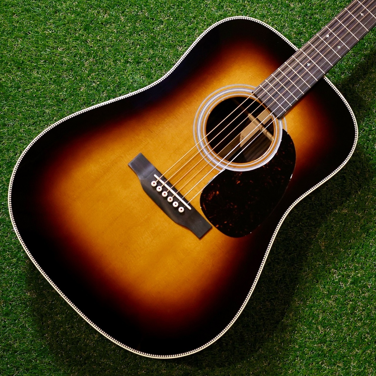 Martin HD-28Standard Sunburst #2947115【一味違うHD-28】【クロサワ