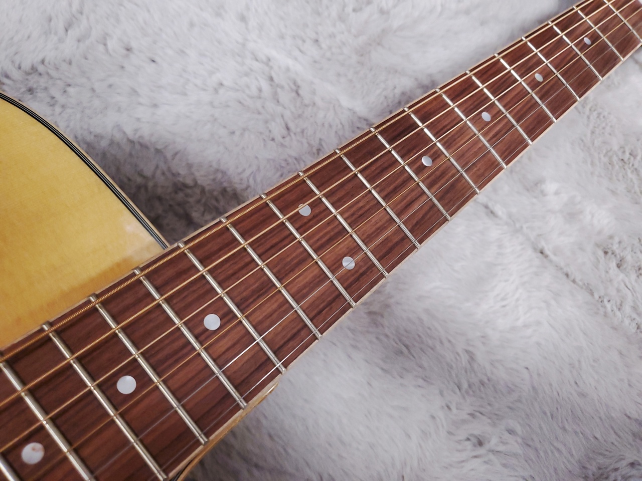 GUILD / OM-250CE RESERVE Natural 美品 GUILD OM-250CE RESERVE Natural ギルド エレアコ カッタウェイ