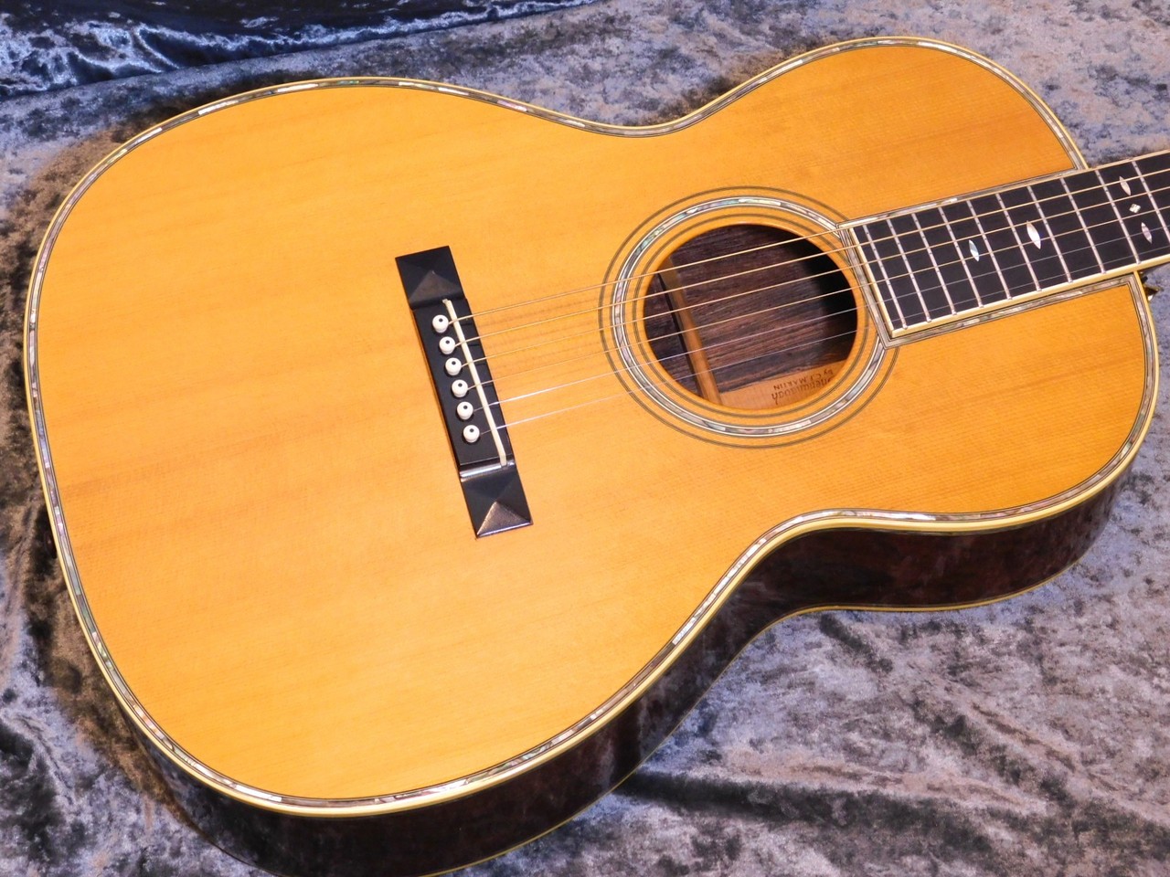 SHENANDOAH by Martin M000-45V 