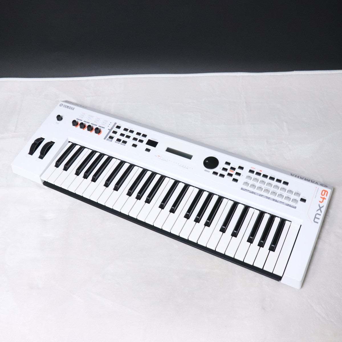 YAMAHA MX49 WH 【梅田店】（中古/送料無料）【楽器検索デジマート】