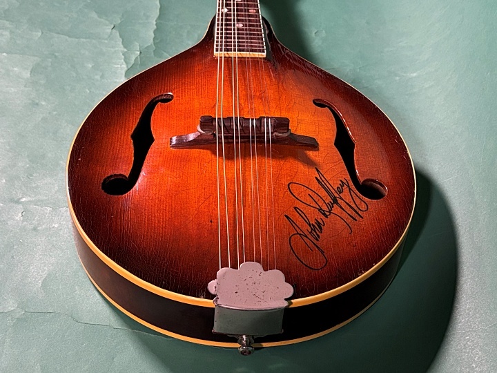 Gibson A-50（ビンテージ）【楽器検索デジマート】