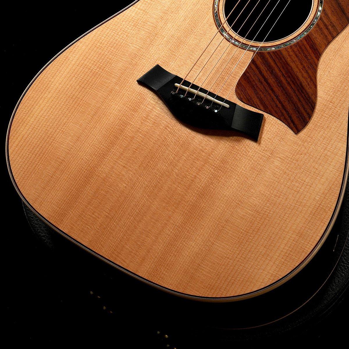 Taylor 810e 【新宿店】（中古/送料無料）【楽器検索デジマート】