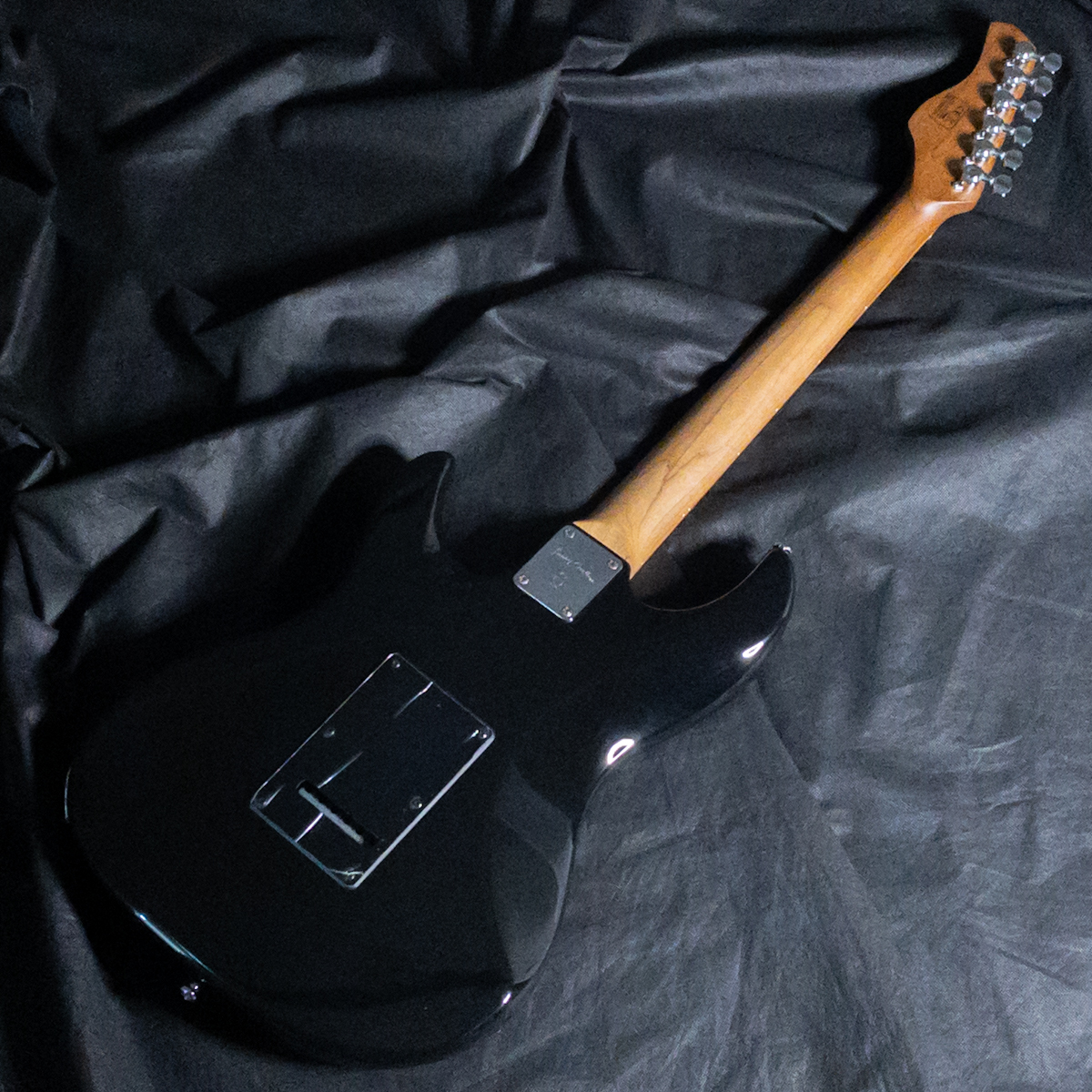 Sire Larry Carlton S7 Vintage Black（B級特価）【楽器検索デジマート】