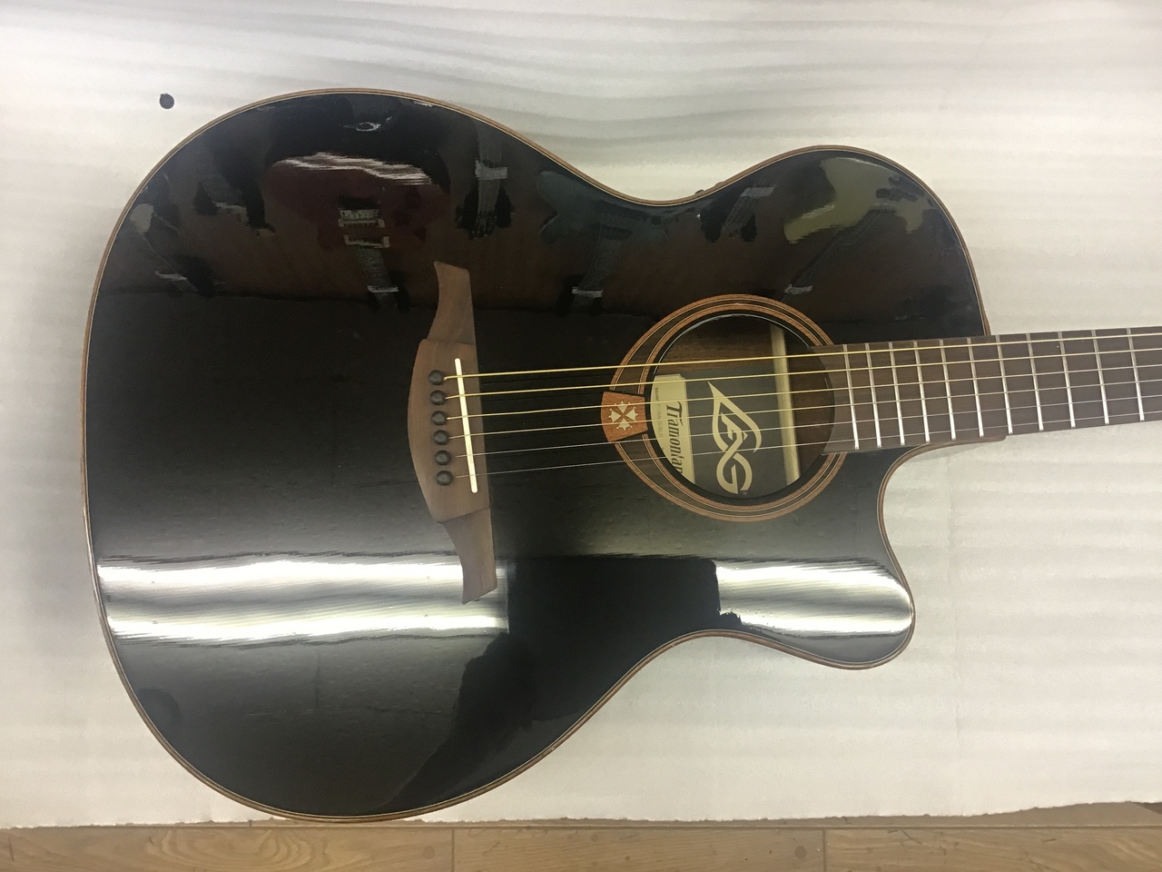 LAG Guitars T118ACE/BLK（中古）【楽器検索デジマート】