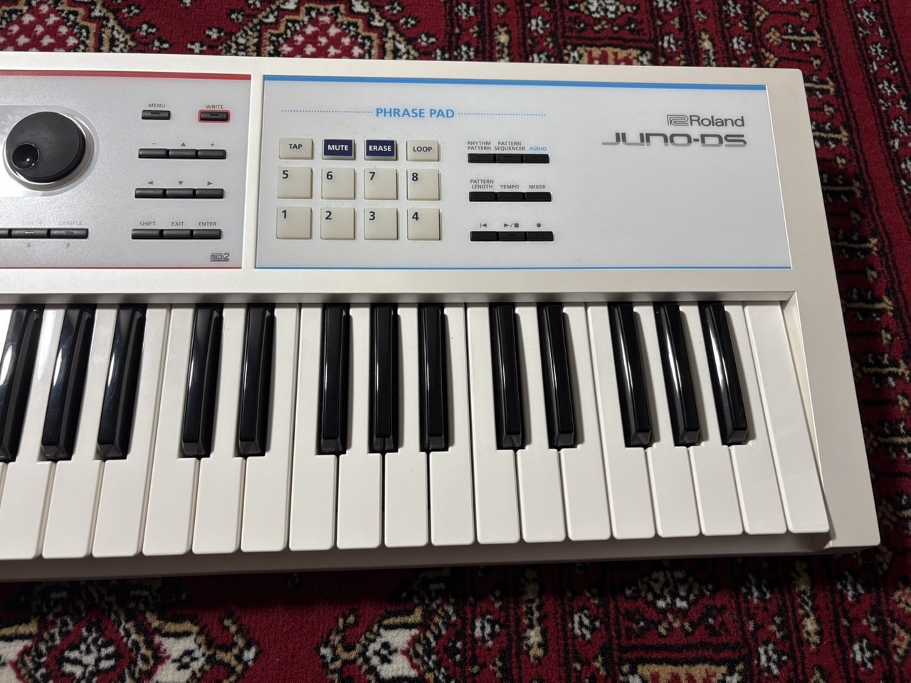 Roland JUNO-DS61（中古/送料無料）【楽器検索デジマート】