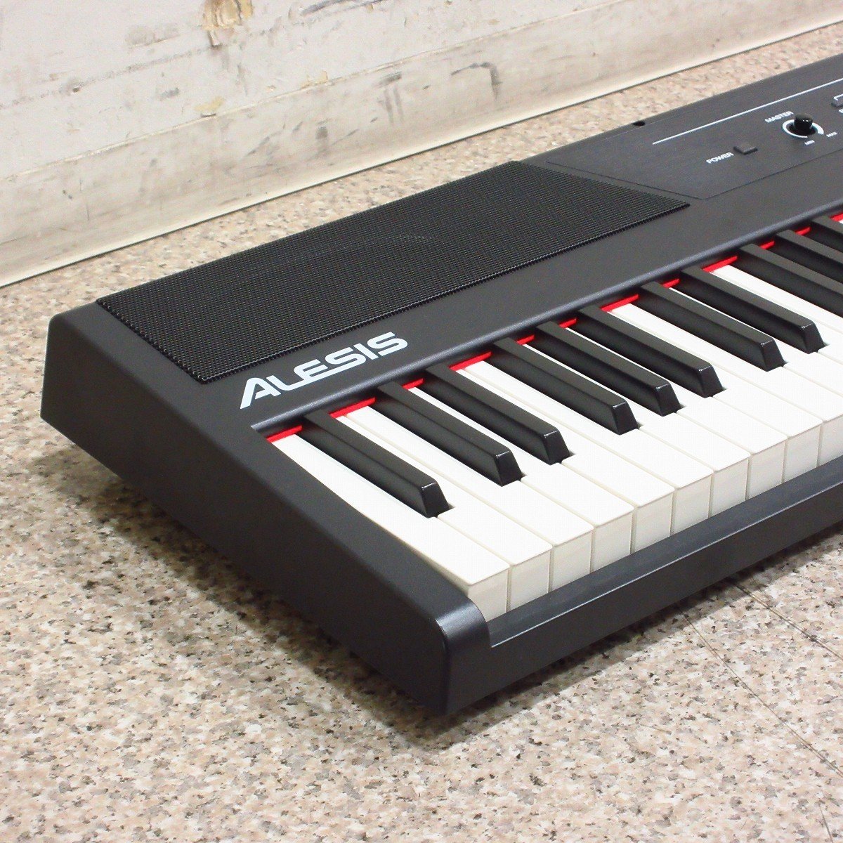 ALESIS RECITAL フルサイズ・セミウェイト鍵盤 88鍵電子ピアノ