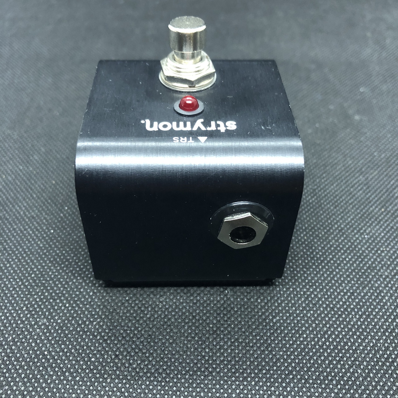 Strymon MINI switch 未使用 Strymon MINI switch 未使用 strymon MINI switch [TRS Foot