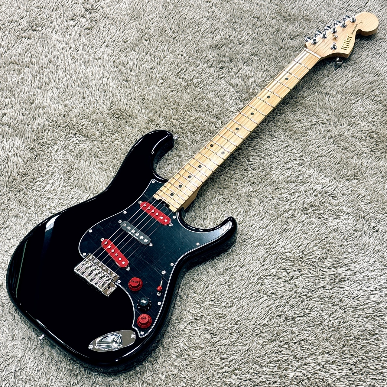 値下げ！超レア物！？　DEAN （KOREA）V79 CUSTOM ZX - Dean Guitars ZX - Audiofanzine