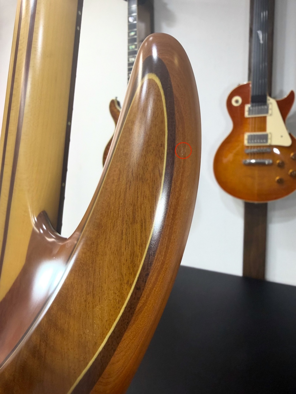 DANIEL FERNANDEZ LUTHIER DC4 Headless（中古）【楽器検索デジマート】