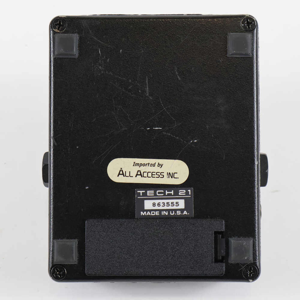 Tech 21 SansAmp GT2 アンプシミュレーター TECH21 【中古】 TECH21 SansAmp GT2 アンプシミュレーター ギター