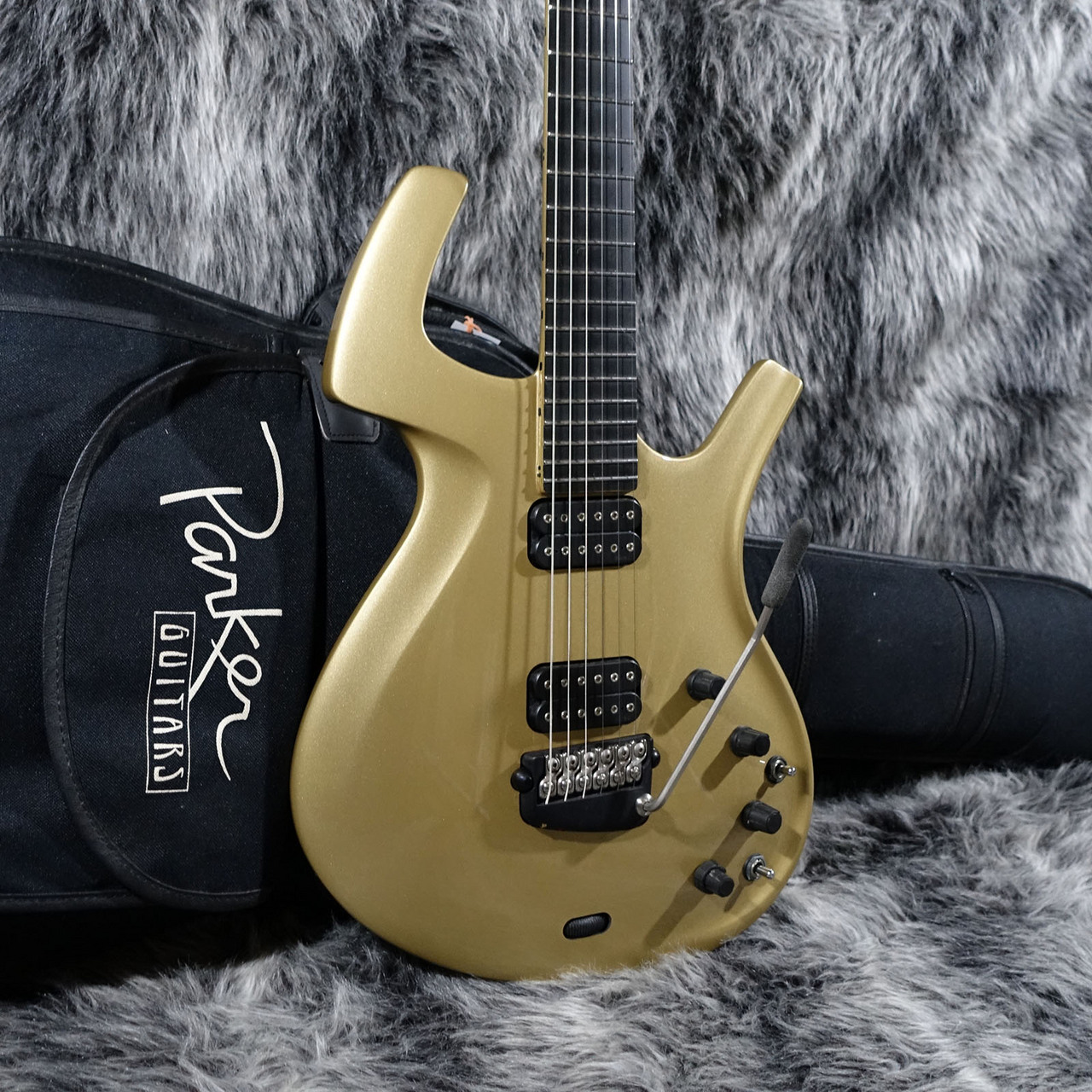 Parker FLY Deluxe（中古/送料無料）【楽器検索デジマート】