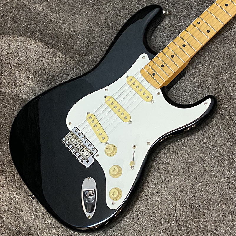 Squier by Fender SST-36 エレキギター　レザーケース付き