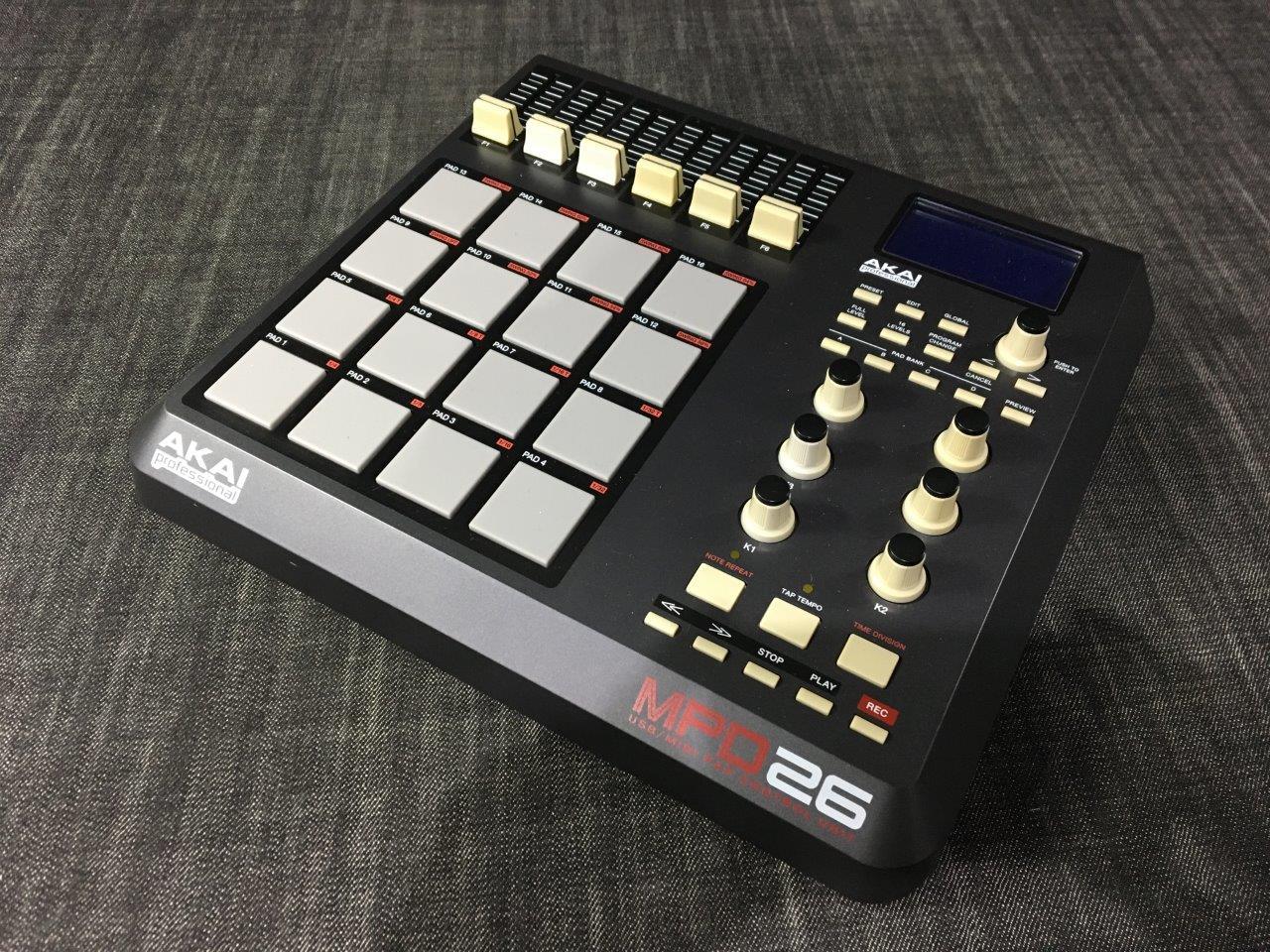 AKAI MPD26 MIDI Controller