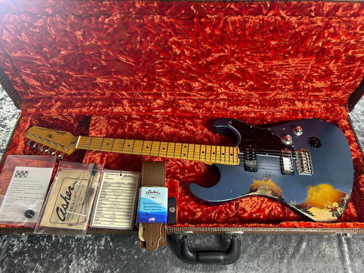 Asher Guitars 【奇跡の入荷】S 90 Pelham Blue Over 3-tone