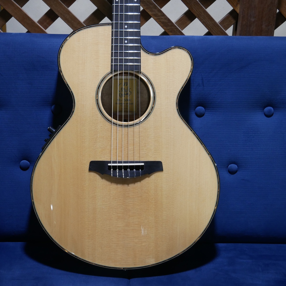 Crews Maniac Sound EG-1500C Premium Limited / Blackwood 【ブラック