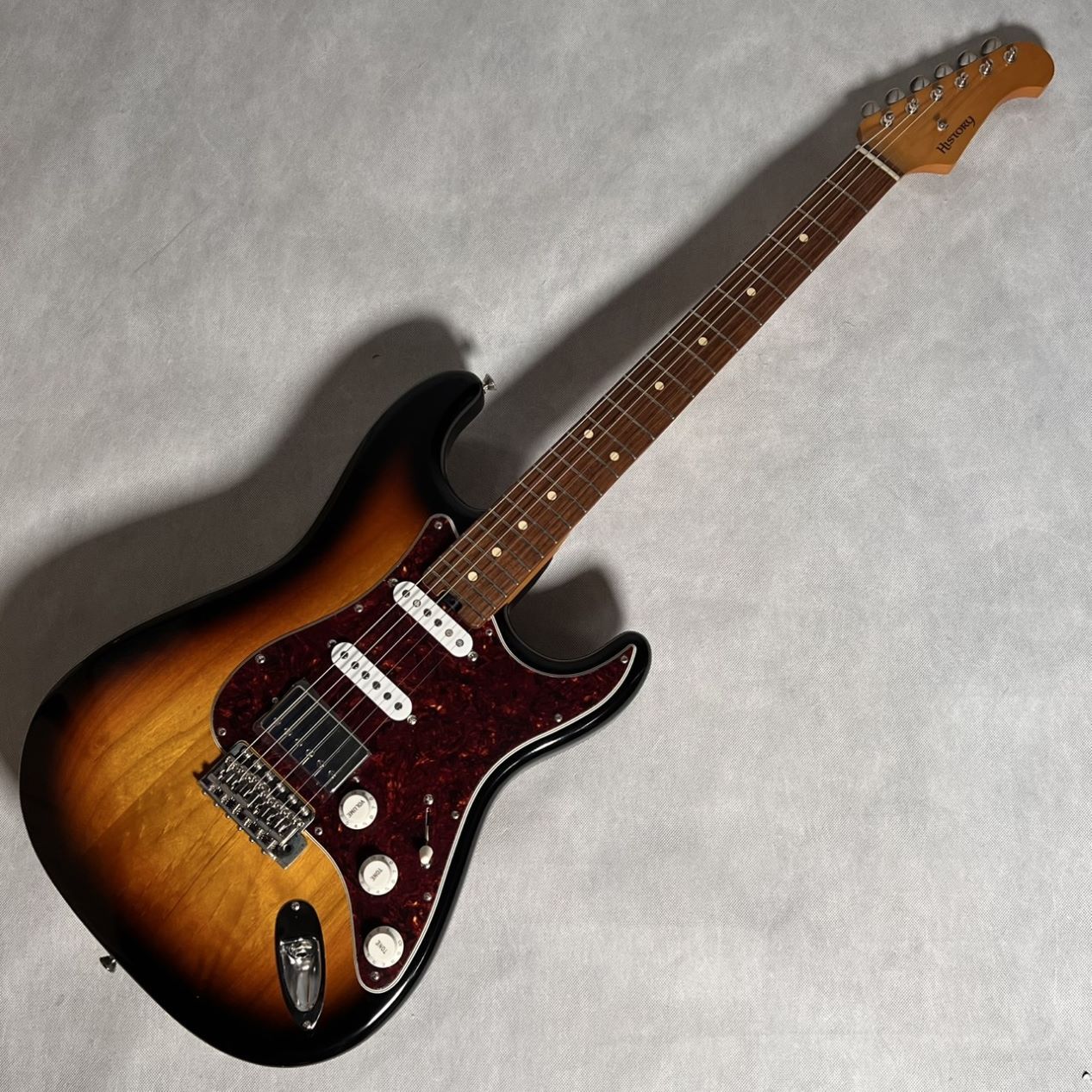 HISTORY HST/SSH-Premium Hand Made Model 3Tone Sunburst【現物画像 