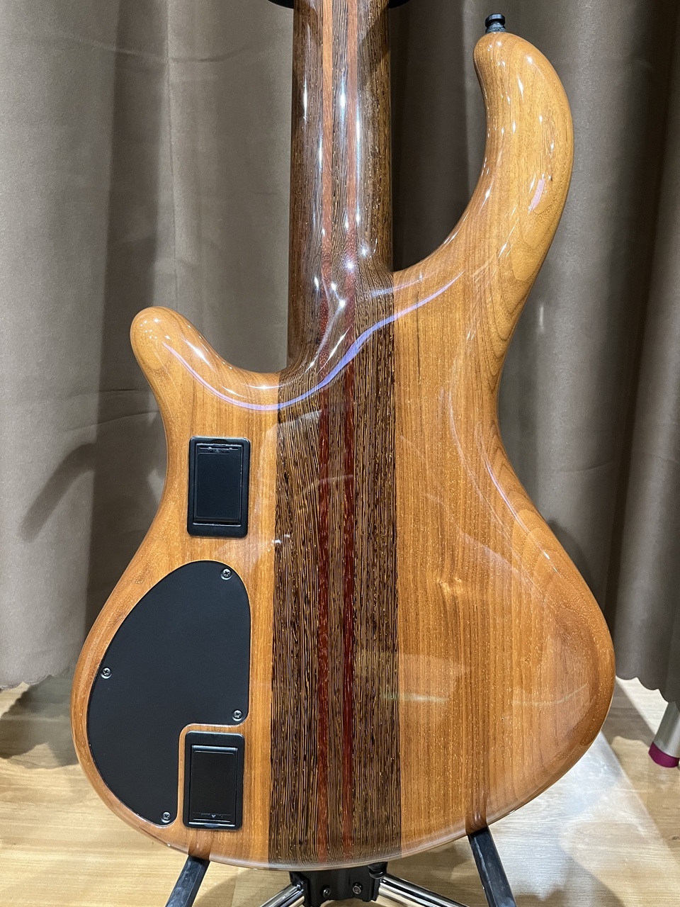 MAYONES Patriot Custom 5（中古）【楽器検索デジマート】