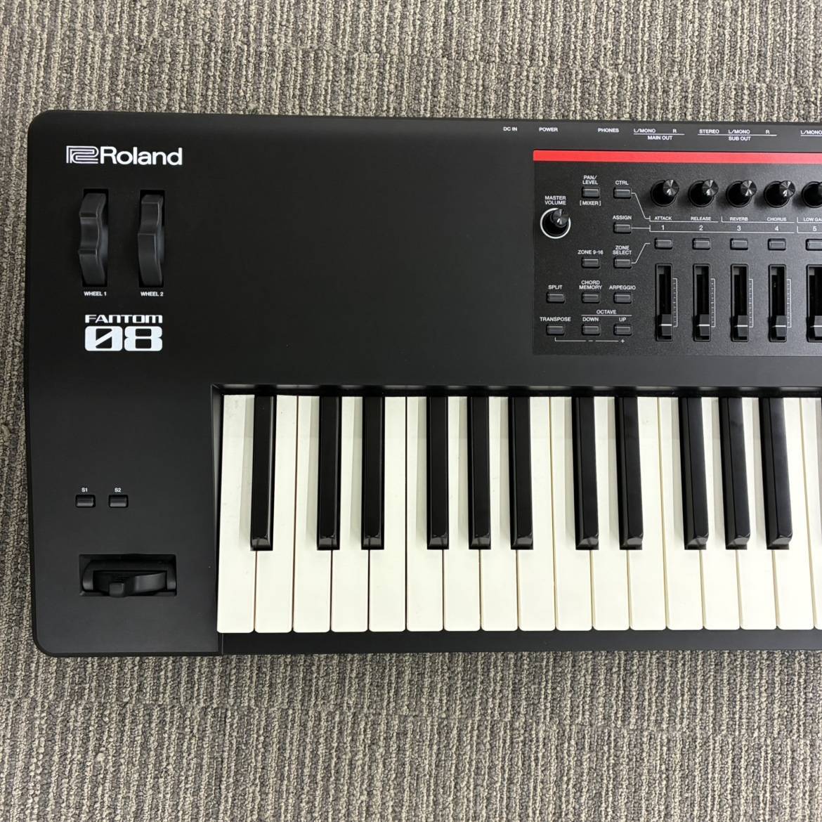 Roland FANTOM-08【現物画像】（中古/送料無料）【楽器検索デジマート】