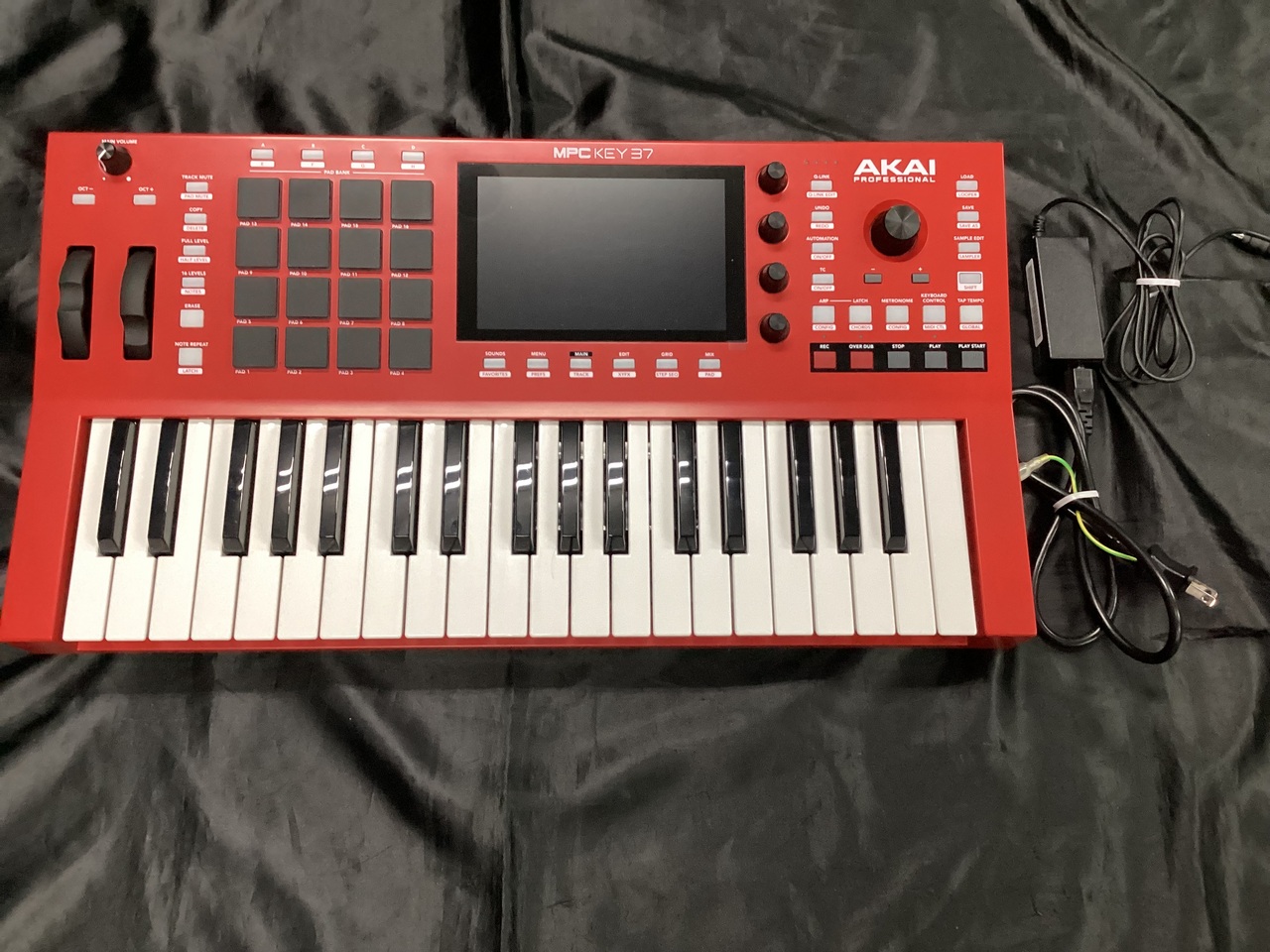 AKAI MPC KEY 37（中古）【楽器検索デジマート】