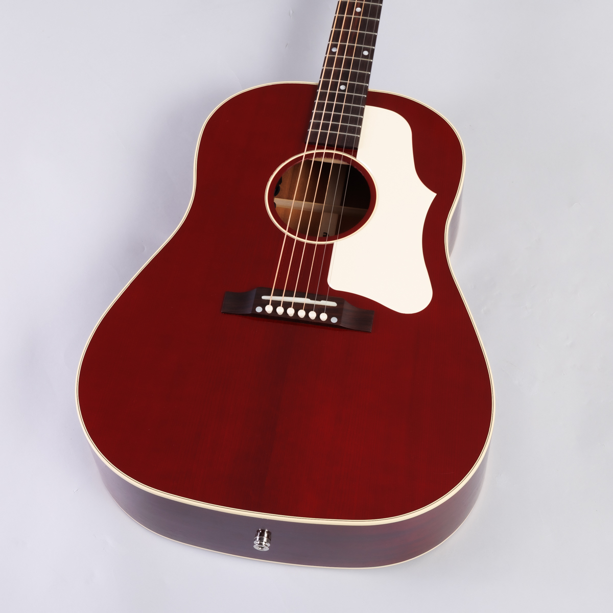 アメリカで見つけたアコギ アメリカで見つけたアコギ