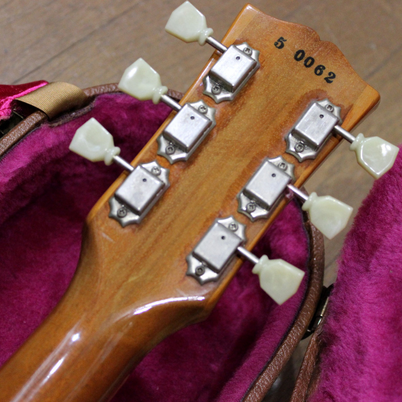 Gibson Les Paul Classic 1960 Gold Top 1995年製 です。（中古