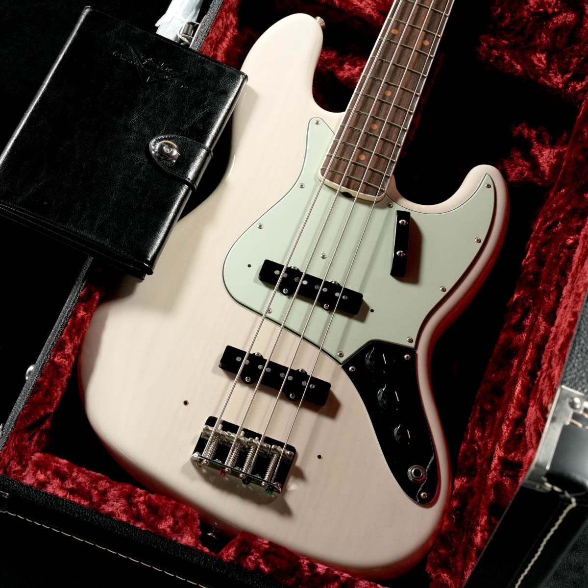 Fender Custom Shop 1964 Jazz Bass White Blonde NOS 【渋谷店