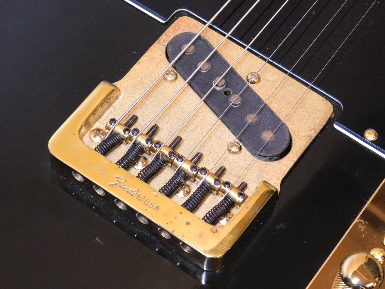 Fender Collectors Edition Black & Gold Telecaster '82（ビンテージ