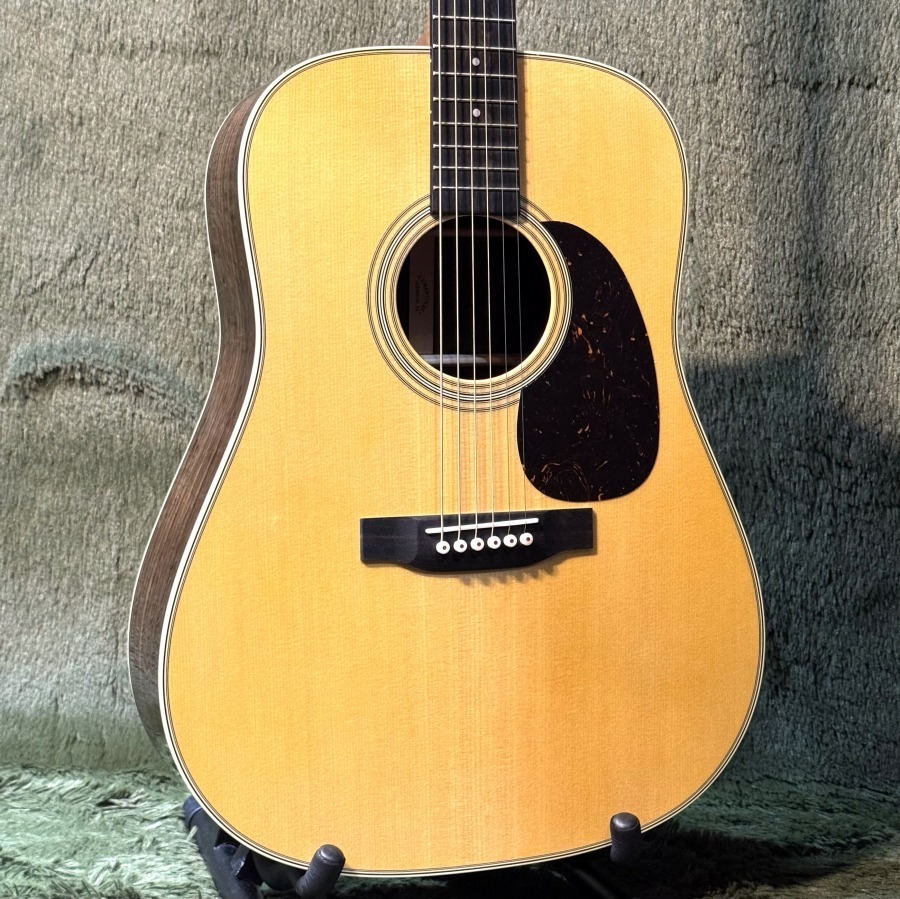 MARTIN 【新仕様】D-28 STANDARD マーチン マーティン ｜イケベ