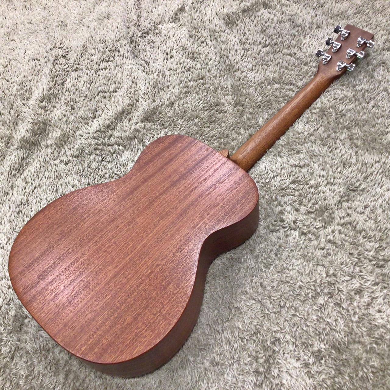 Martin 000jr-10 未使用品 Martin 000JR-10 アコースティックギター マーチン