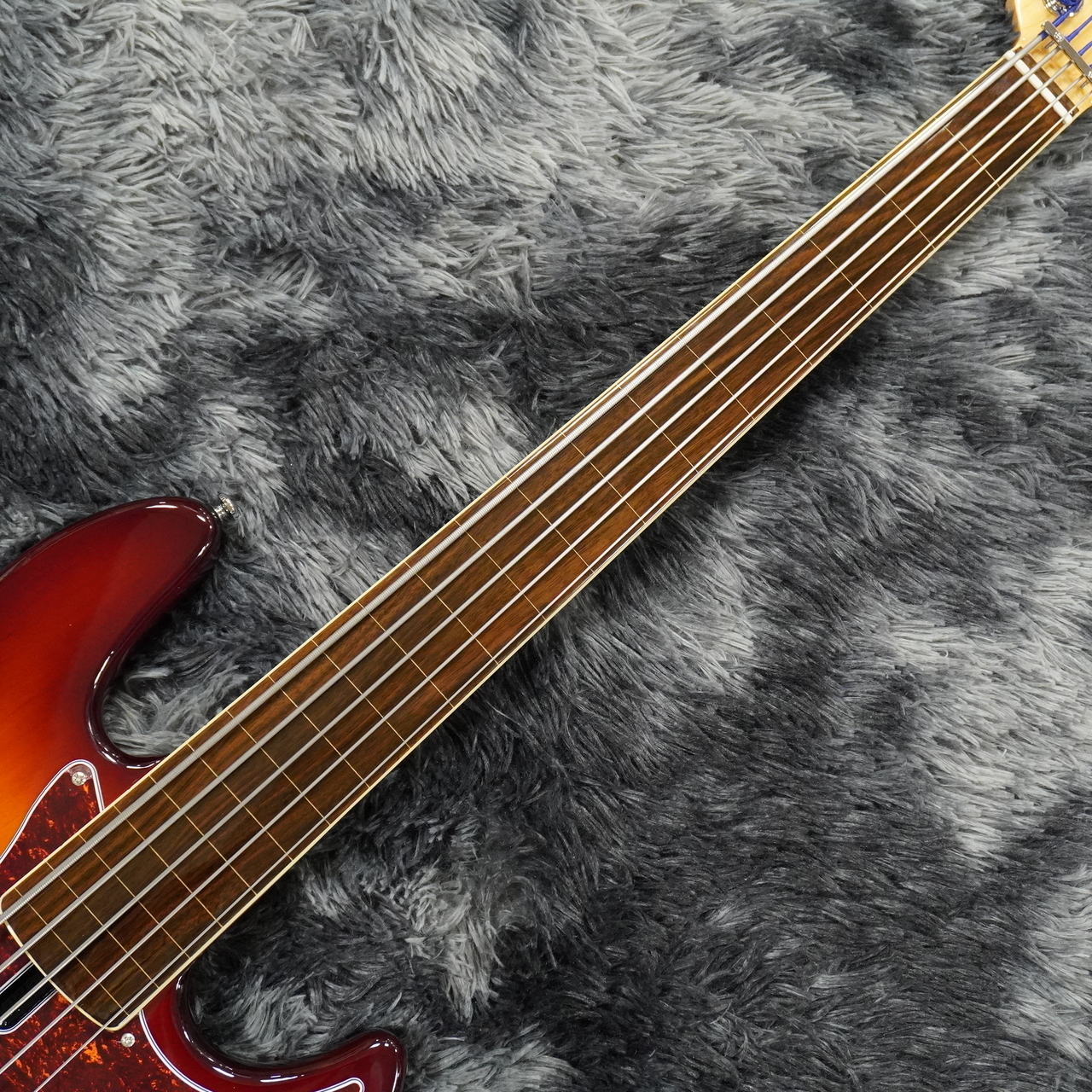 Sire Marcus Miller V7 Alder 5st FL TS -2nd Generation-【2025年製