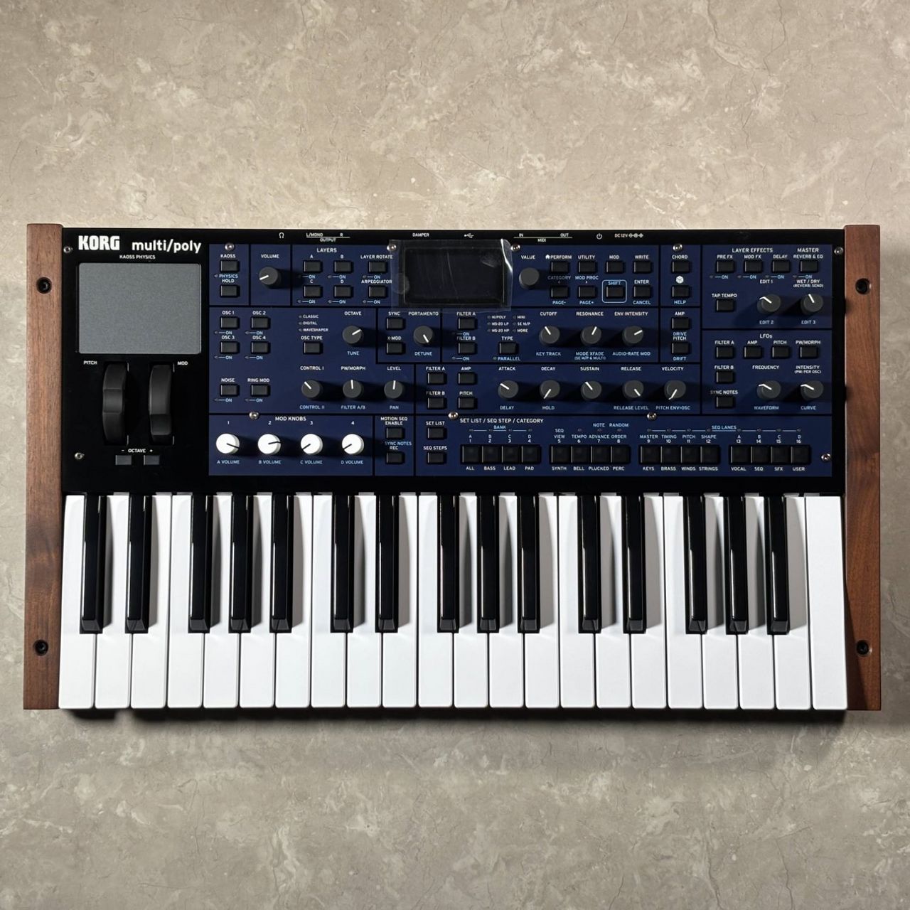 KORG multi/poly アナログモデリングシンセサイザー 4VCOMULTIPOLY