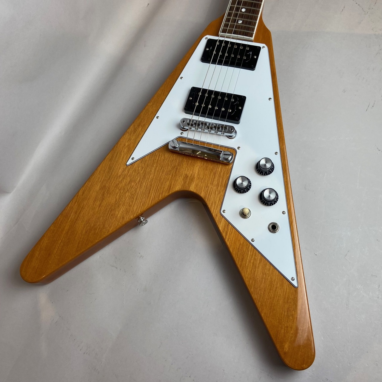 Gibson 70s Flying V Antique Natural エレキギター（新品特価/送料無料）【楽器検索デジマート】