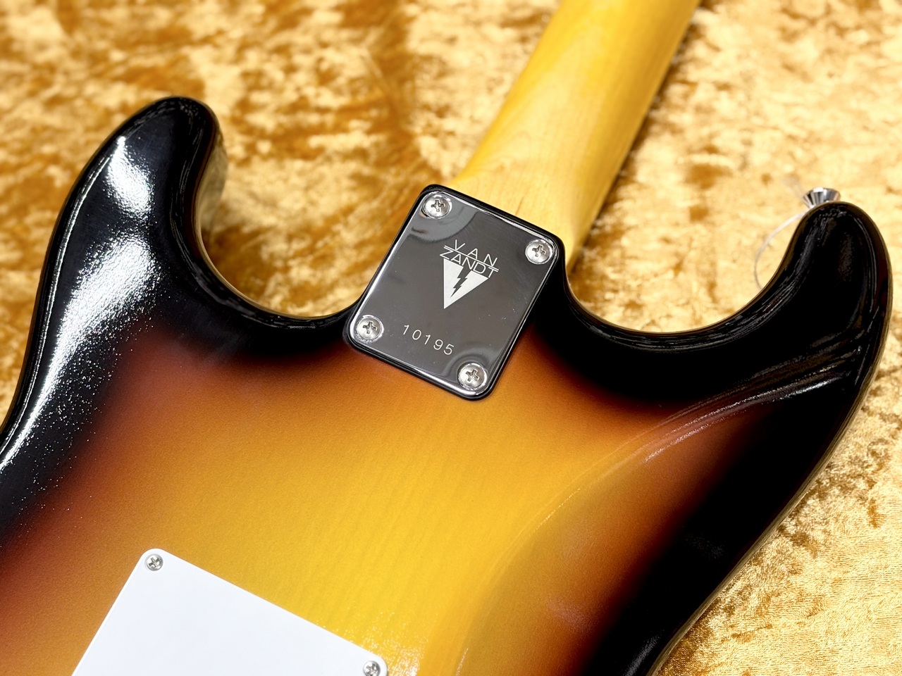Vanzandt STV-R2 Custom ~63 3-Tone Sunburst~ #10195【3.54kg】（新品
