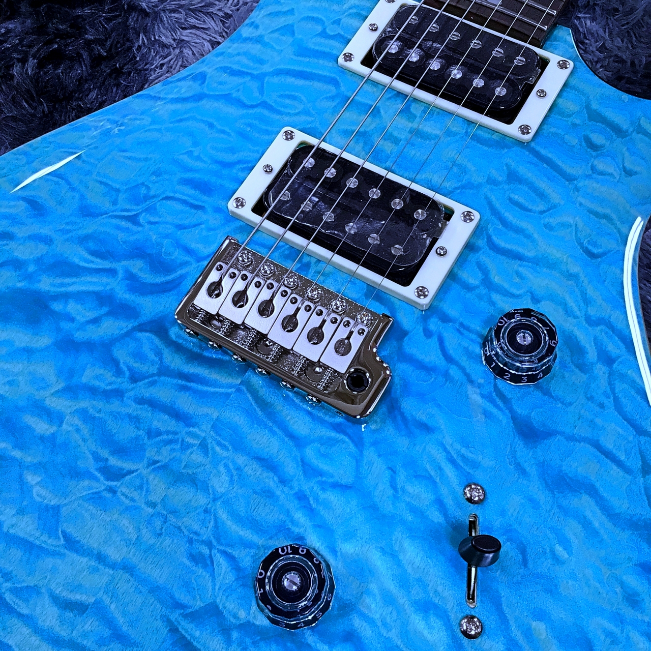 Paul Reed Smith(PRS) SE Custom 24 Quilt Sapphire 【良杢 キルト