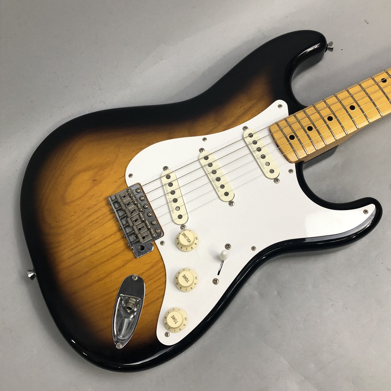 Fender Japan ST54-120DMC 2Tone Sunburst 2006~2008年製(中古 Fender Japan ST54-120DMC 2Tone Sunburst 2006~2008年製(中古