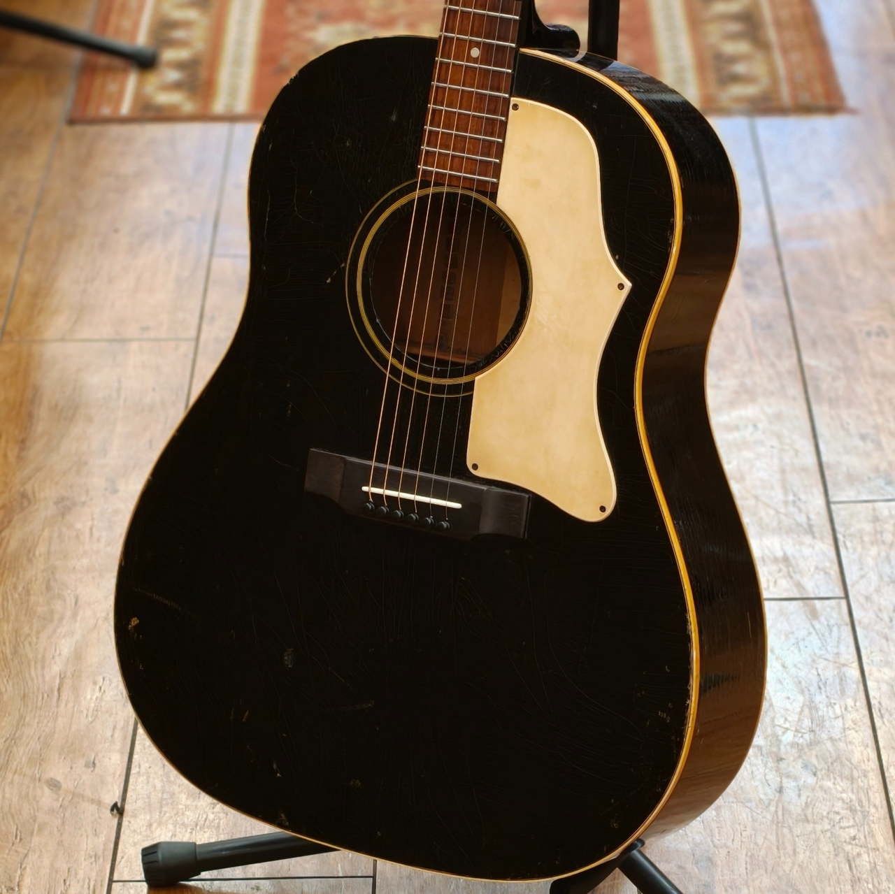 Gibson 【GibsonExpo出展品】J-45 Black Finish【ナローネック】【1968