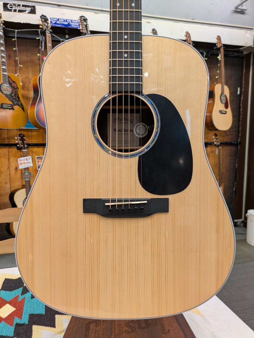 Martin D-18E Retro 2012年製　エレアコ　リペア歴有 Martin D-18E Retro 2012年製 エレアコ リペア歴有 ギター