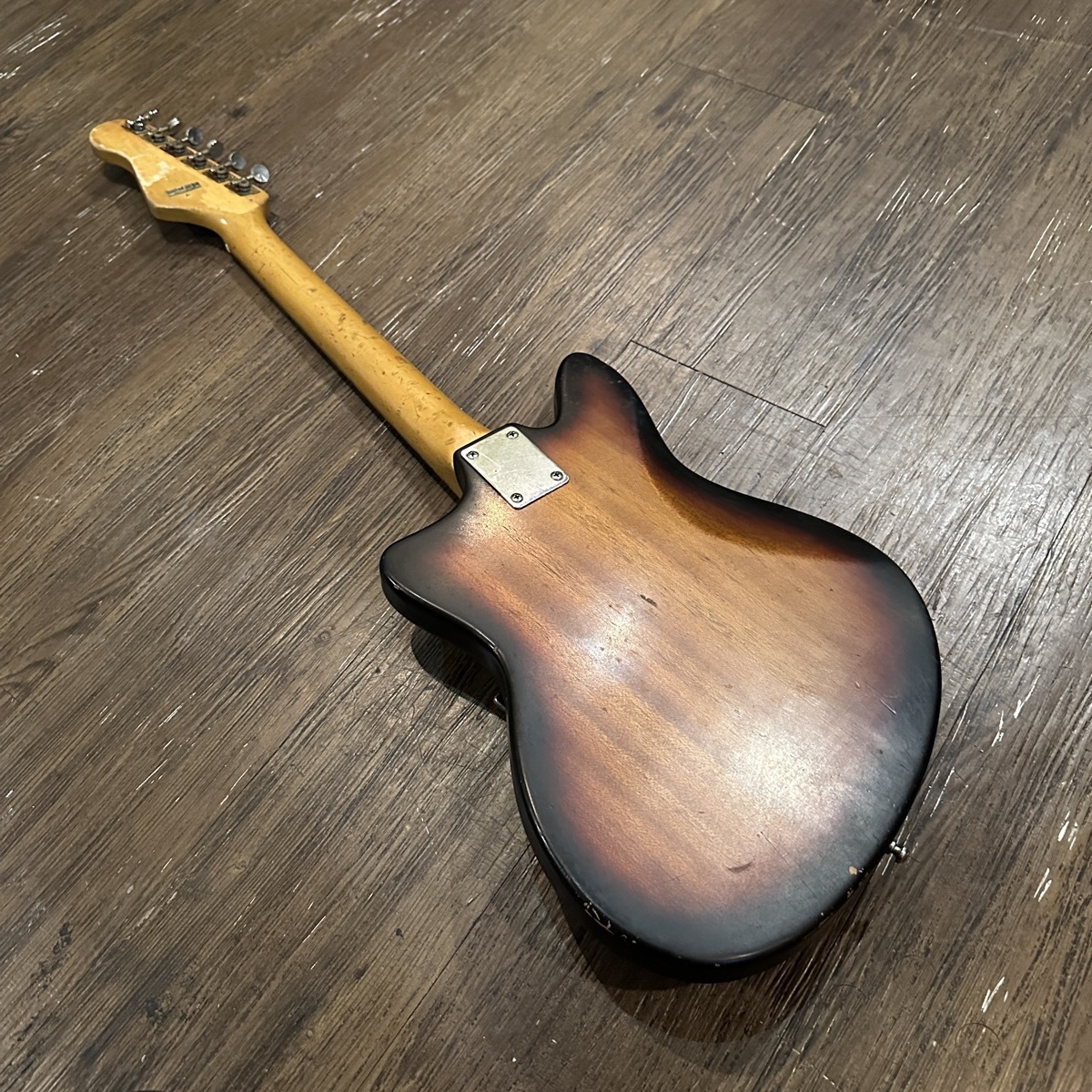 GUYATONE LG-130T 1960年代製エレキギター 1960s Guyatone LG-130T – TR Crandall Guitars