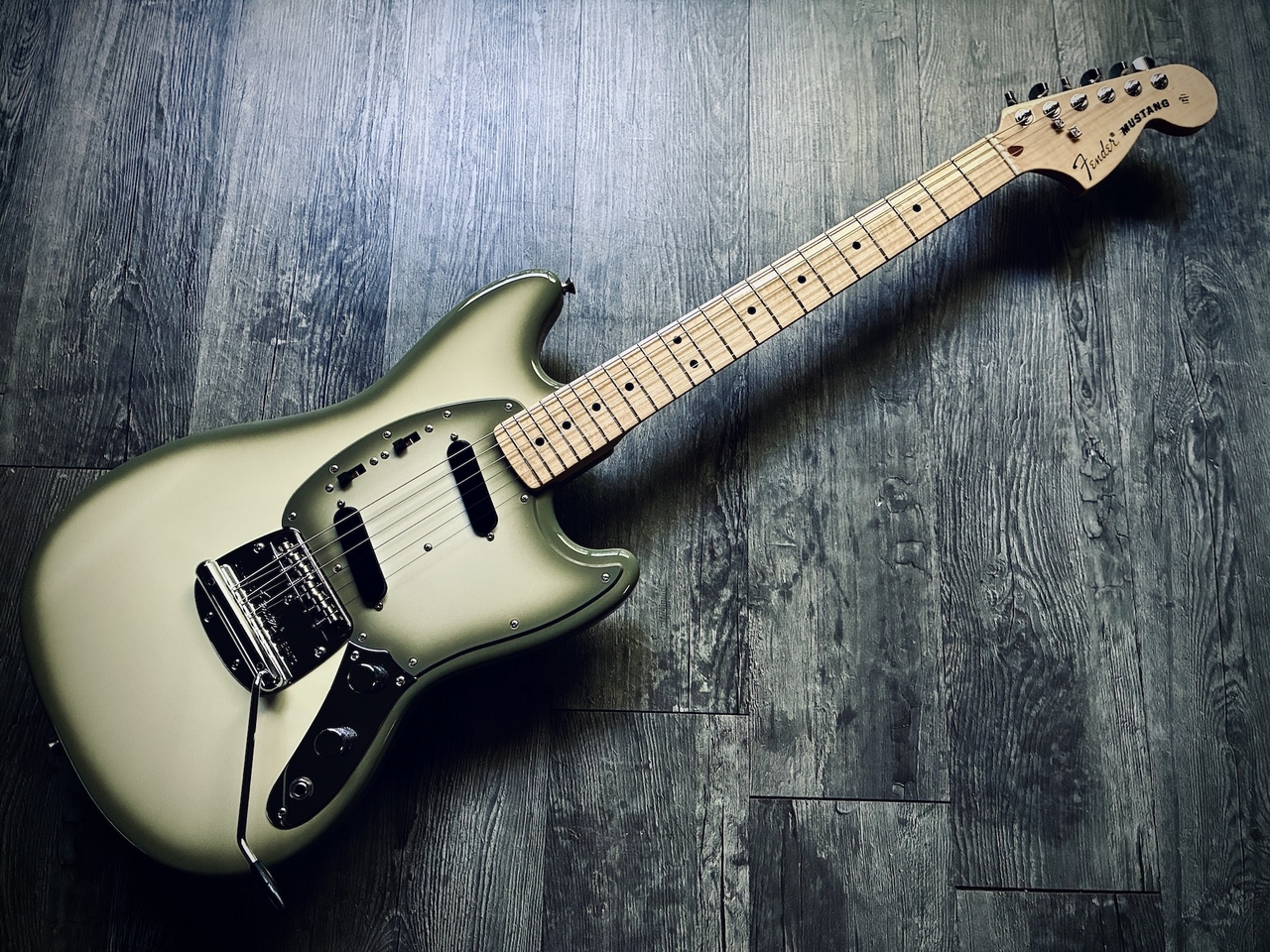 Fender USED Fender LIMITED EDITION MADE IN JAPAN ANTIGUA MUSTANG