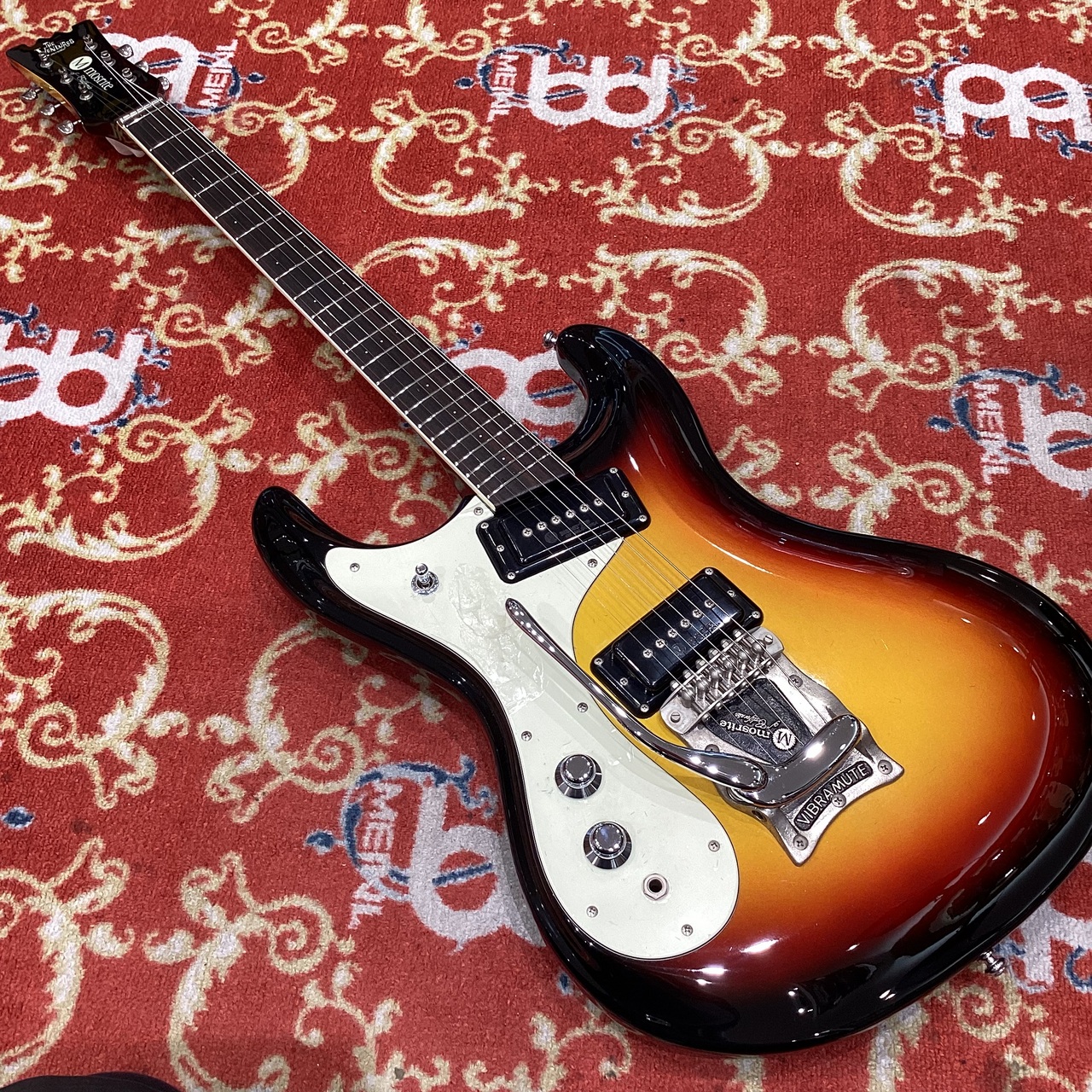 Mosrite mosrite lefty 黒雲製【現物写真】【USED】（中古）【楽器検索