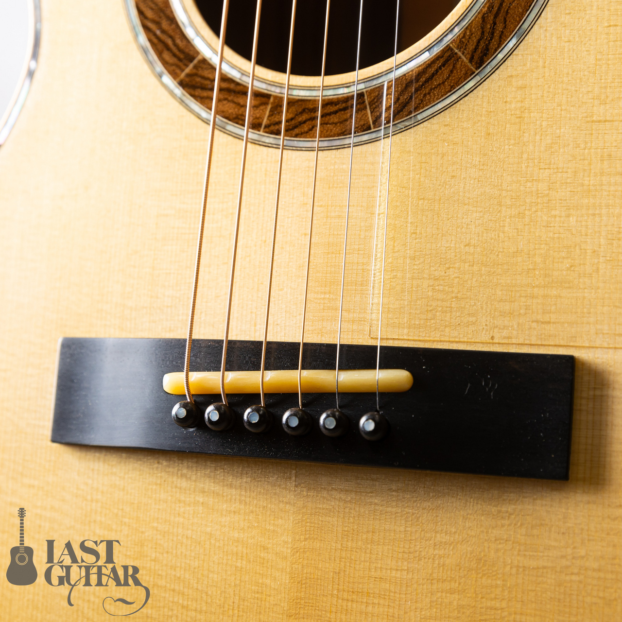 IWANEKO GUITARS Type-OC 14F German Spruce Top（新品）【楽器