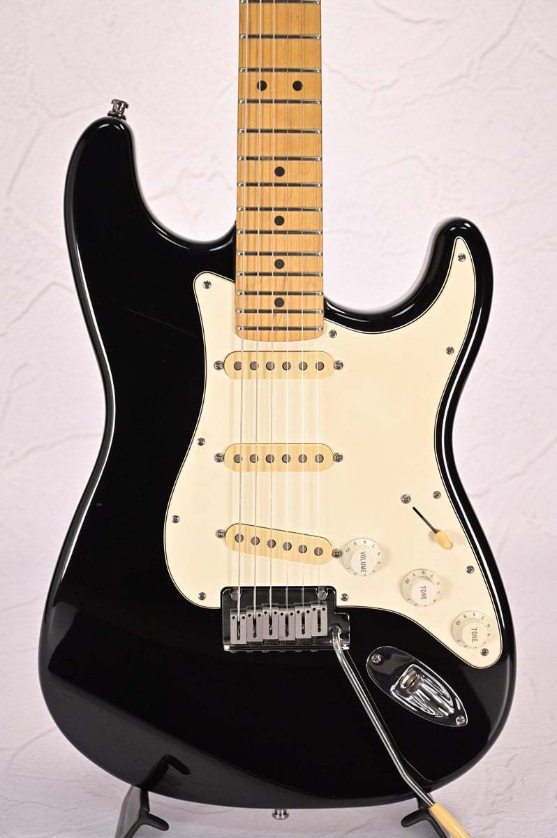 Fender American Standard Stratocaster Black/M 1997【名古屋栄店