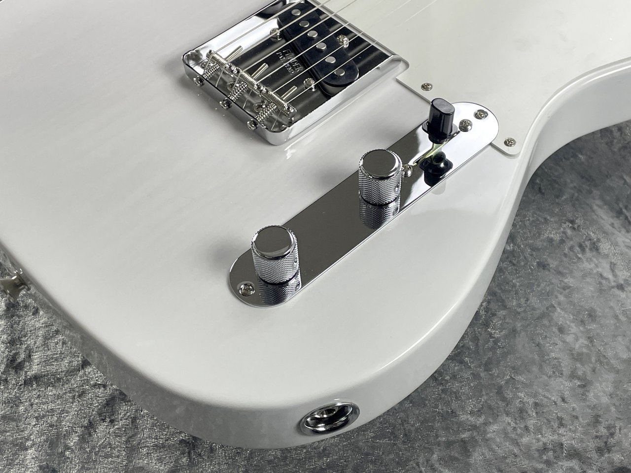 Fender FSR Made in Japan Traditional 60s Telecaster -White Blonde