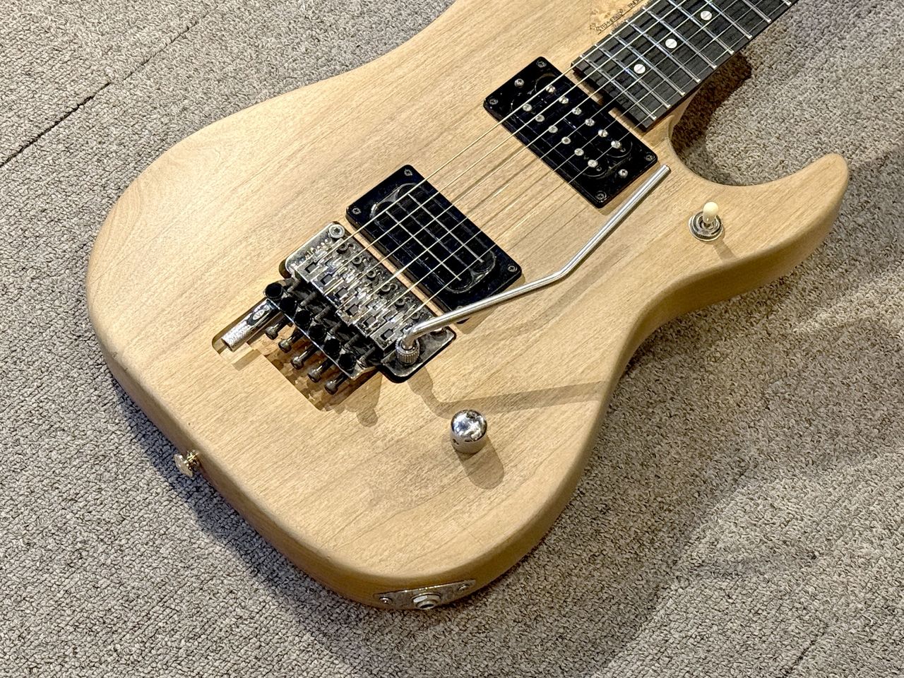 Washburn Nuno Bettencourt Signature N4 Vintage（中古）【楽器検索