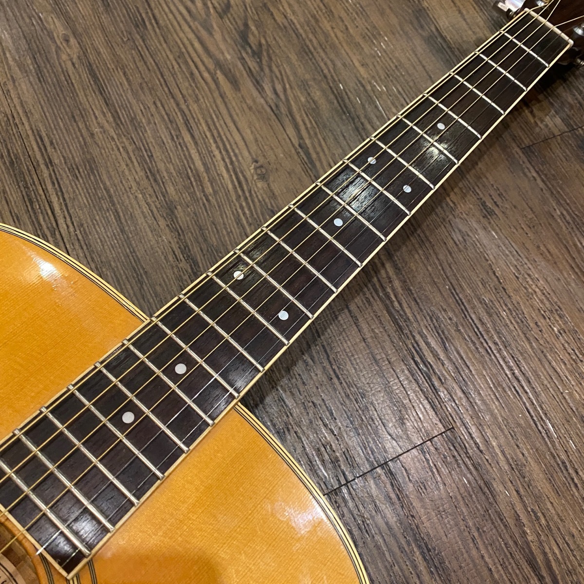 W-20 | 生産完了品 | MORRIS GUITARS モーリスギター