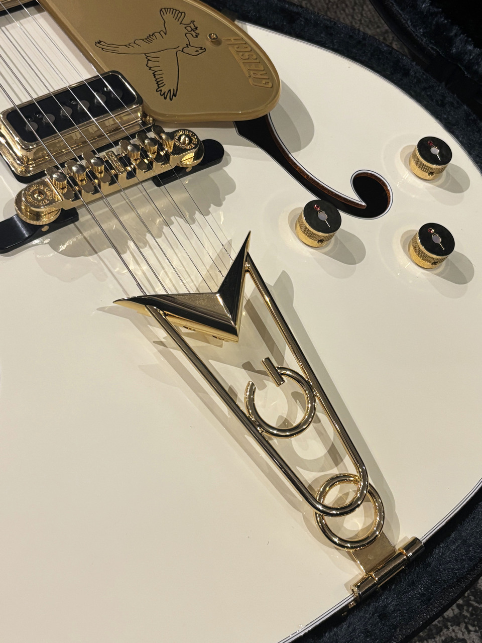 Gretsch G6136-55 VS White Falcon（中古）【楽器検索デジマート】