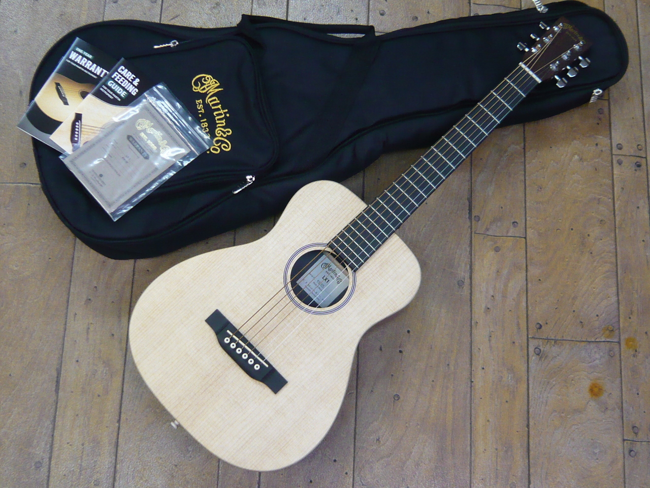 MARTIN 《※入荷しました。 在庫あります。》 Martin LX1