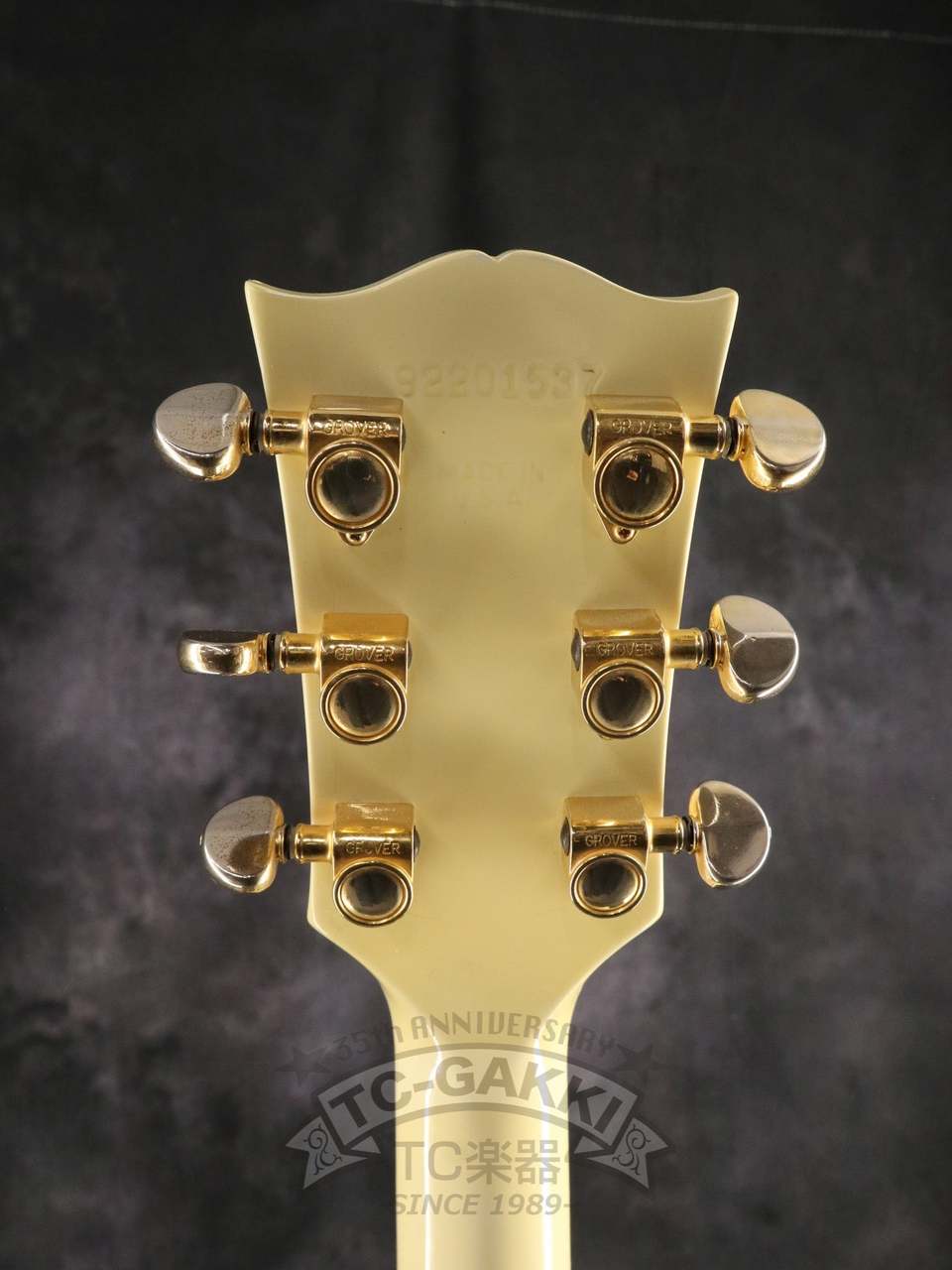 Gibson レスポールカスタム1991 ギブソン　フェンダー　ビンテージ ギター(Gibson Les Paul Custom Black Beauty 1991年製)を導入